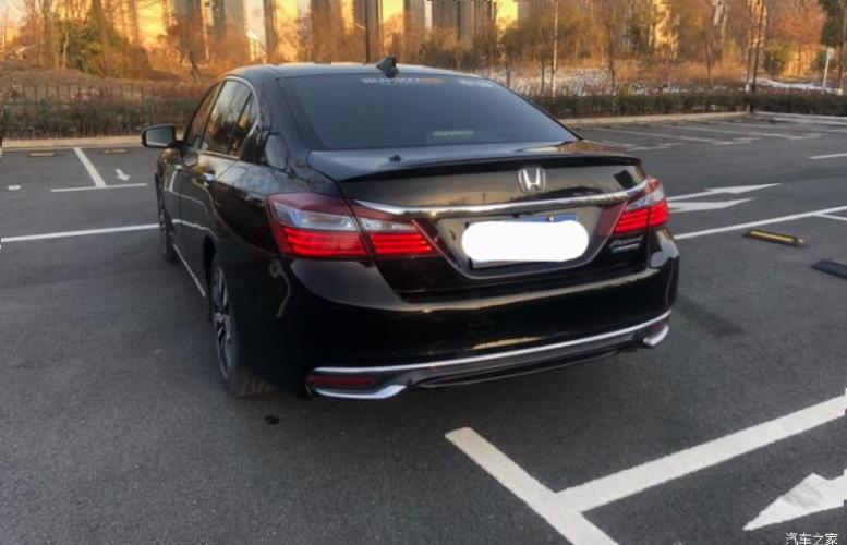 Honda Accord (CR)
