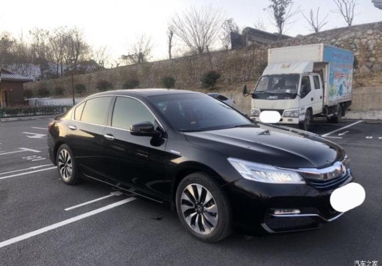 Honda Accord (CR)