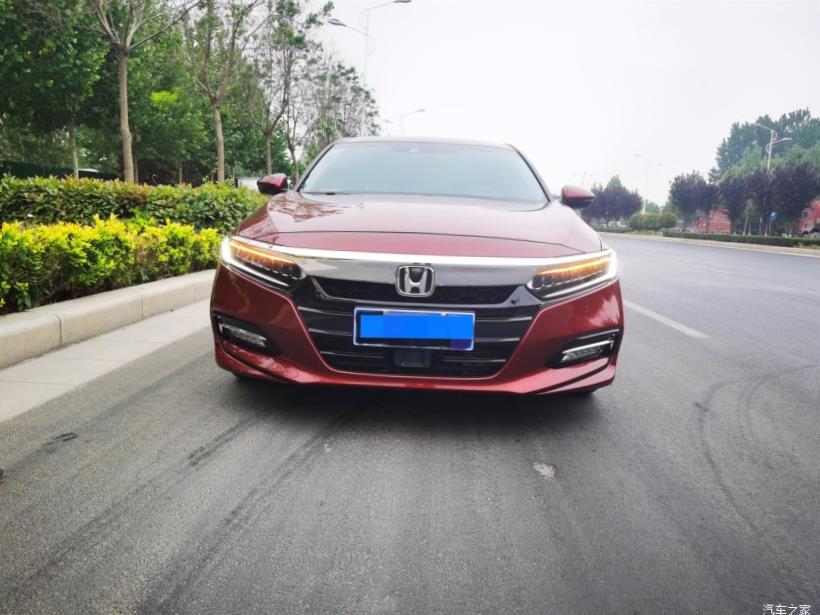 Honda Accord (CR)
