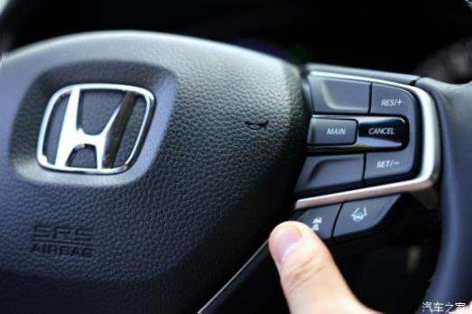 Honda Accord (CR)