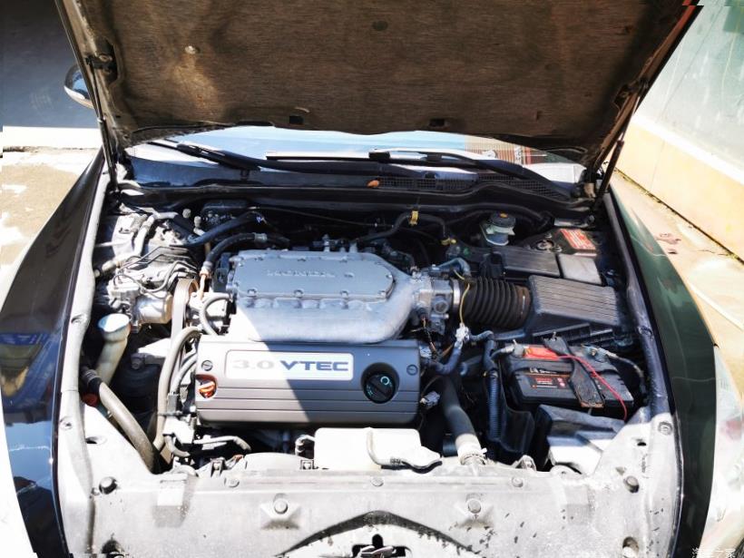 Honda Accord (CR)