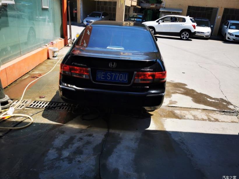 Honda Accord (CR)