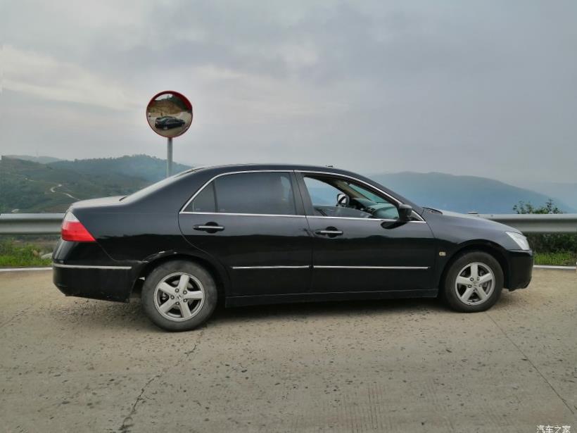 Honda Accord (CR)