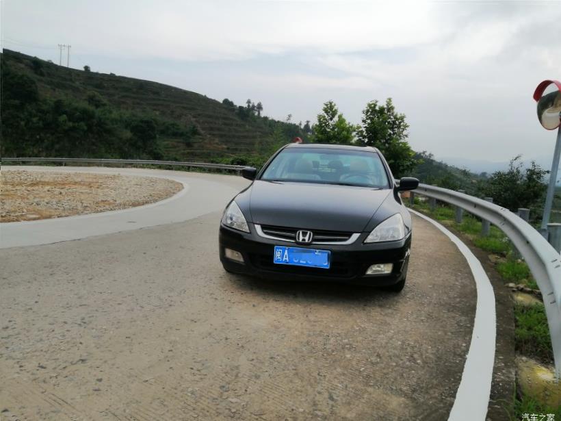 Honda Accord (CR)