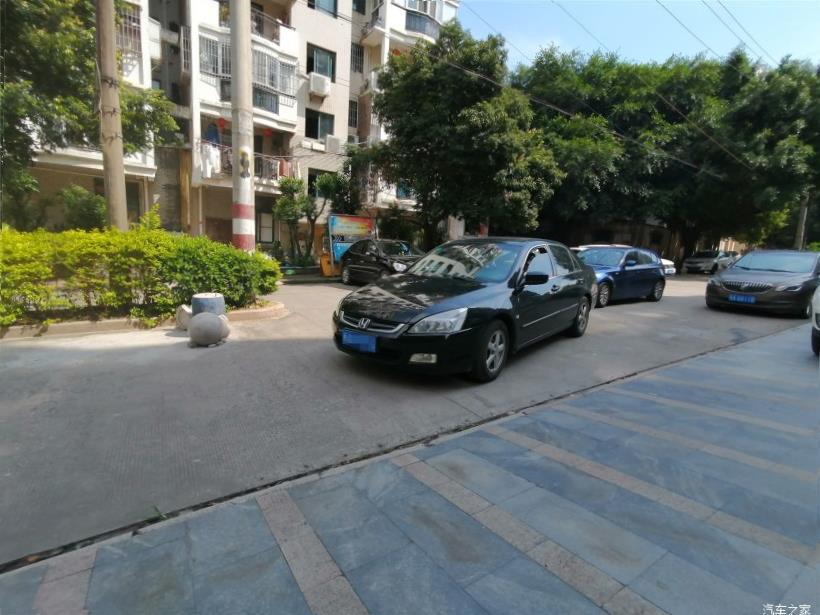 Honda Accord (CR)