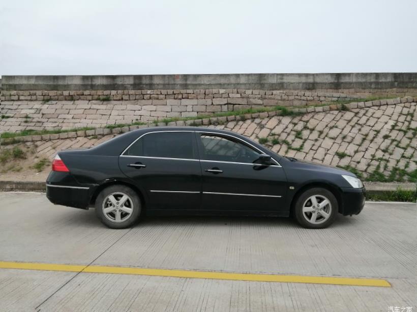 Honda Accord (CR)