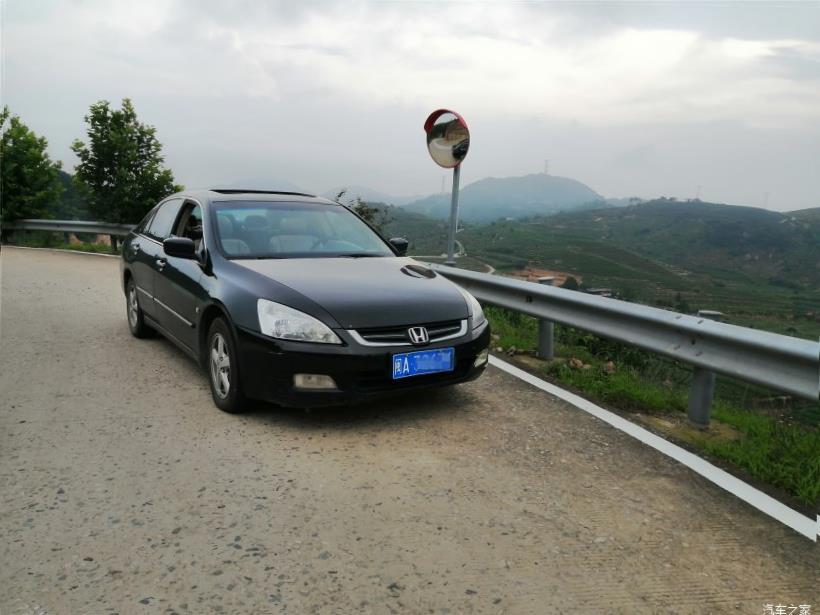 Honda Accord (CR)