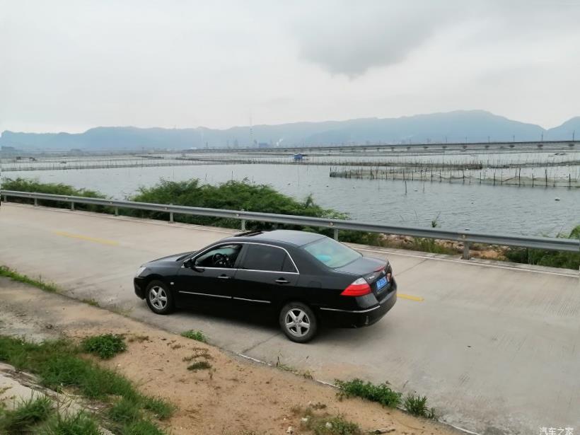 Honda Accord (CR)