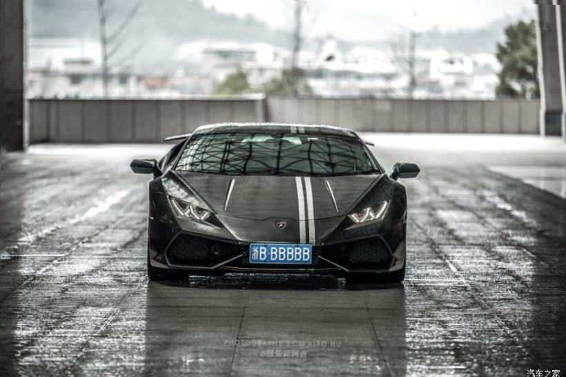 Lamborghini Huracan 