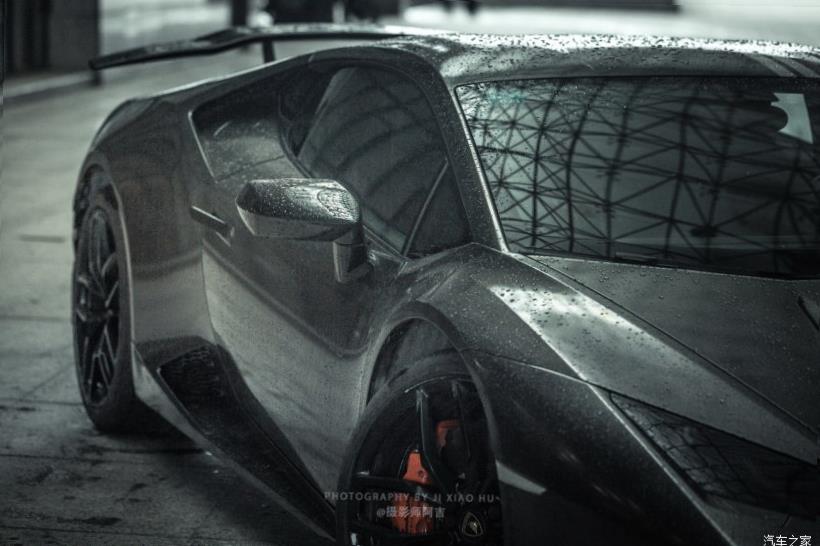 Lamborghini Huracan 