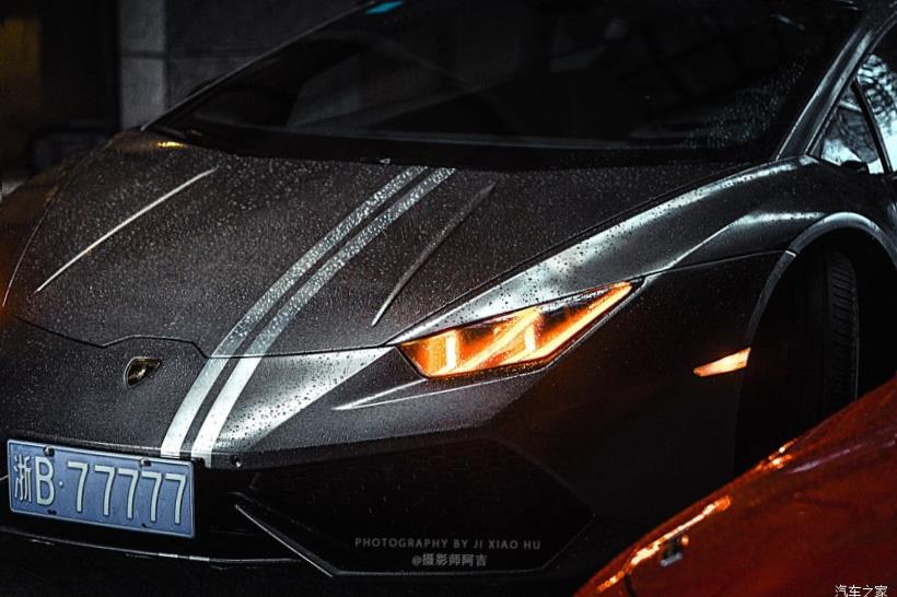 Lamborghini Huracan 