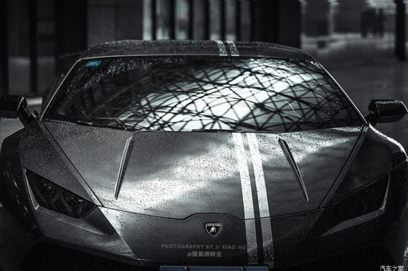 Lamborghini Huracan 