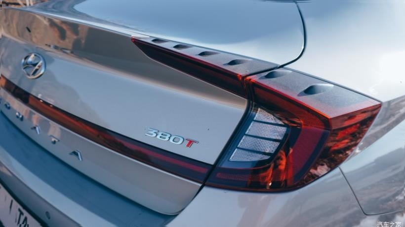 Hyundai Sonata (DN8)