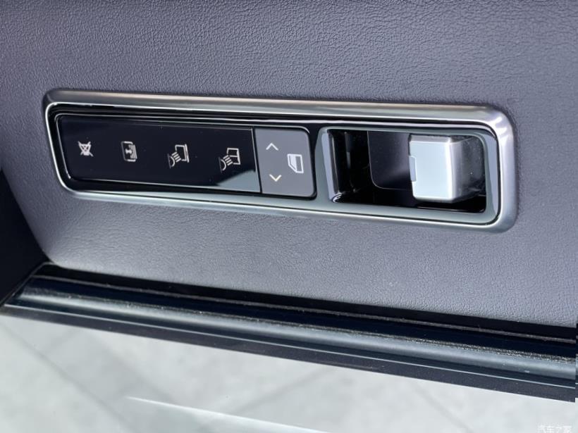 Land Rover Range Rover (L405)
