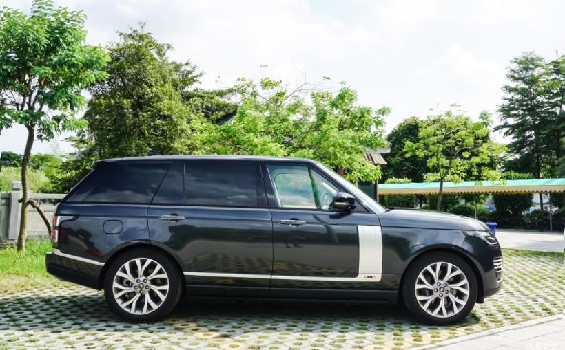 Land Rover Range Rover (L405)