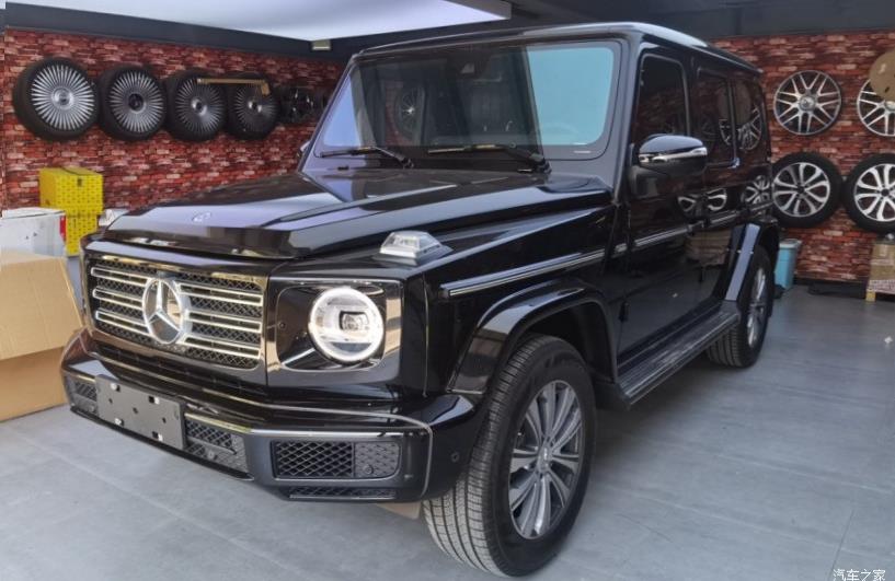 Mercedes-Benz G-Class (W463)