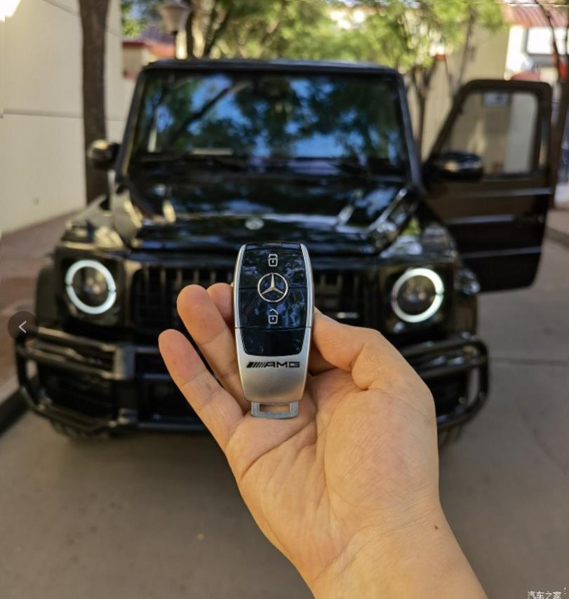 Mercedes-Benz G-Class (W463)