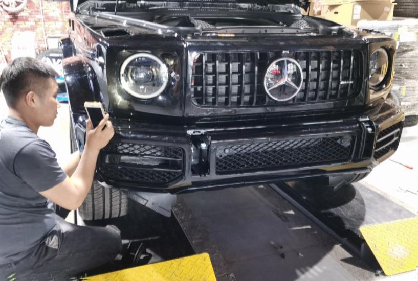 Mercedes-Benz G-Class (W463)