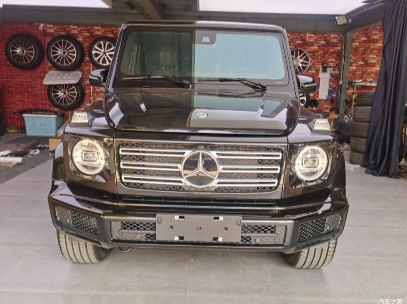 Mercedes-Benz G-Class (W463)