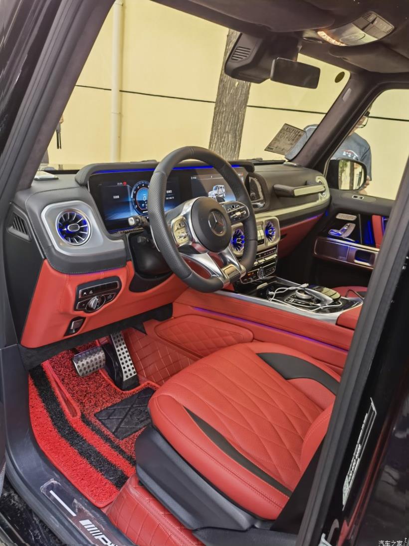 Mercedes-Benz G-Class (W463)