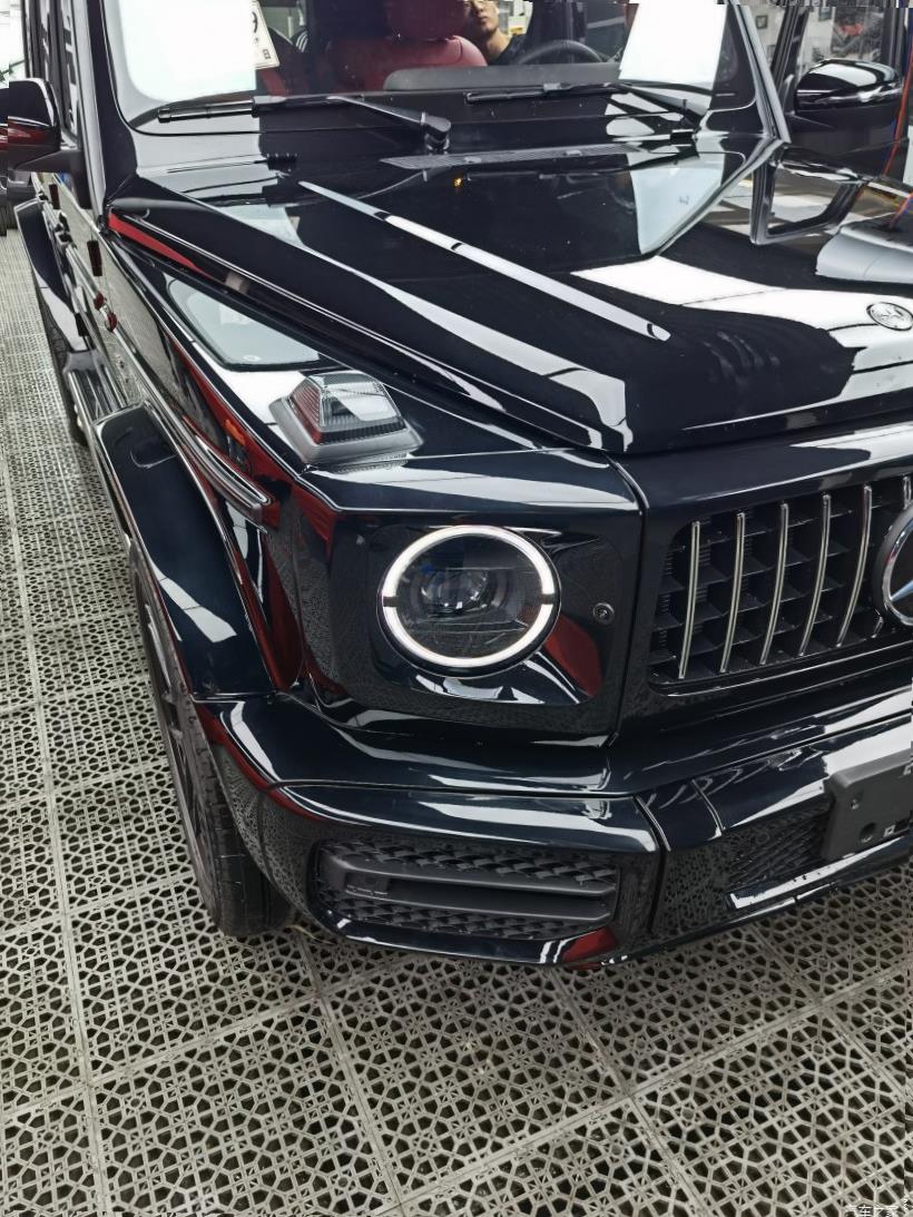 Mercedes-Benz G-Class (W463)