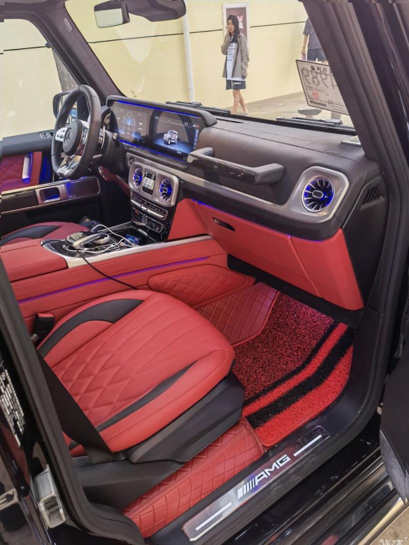 Mercedes-Benz G-Class (W463)