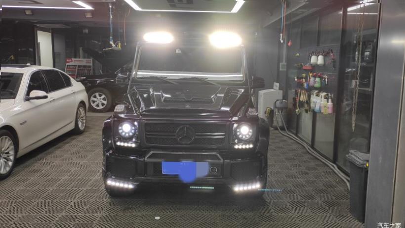 Mercedes-Benz G-Class (W463)
