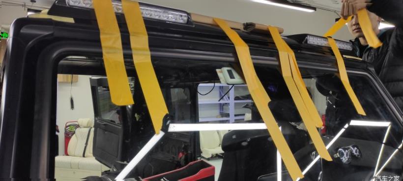 Mercedes-Benz G-Class (W463)