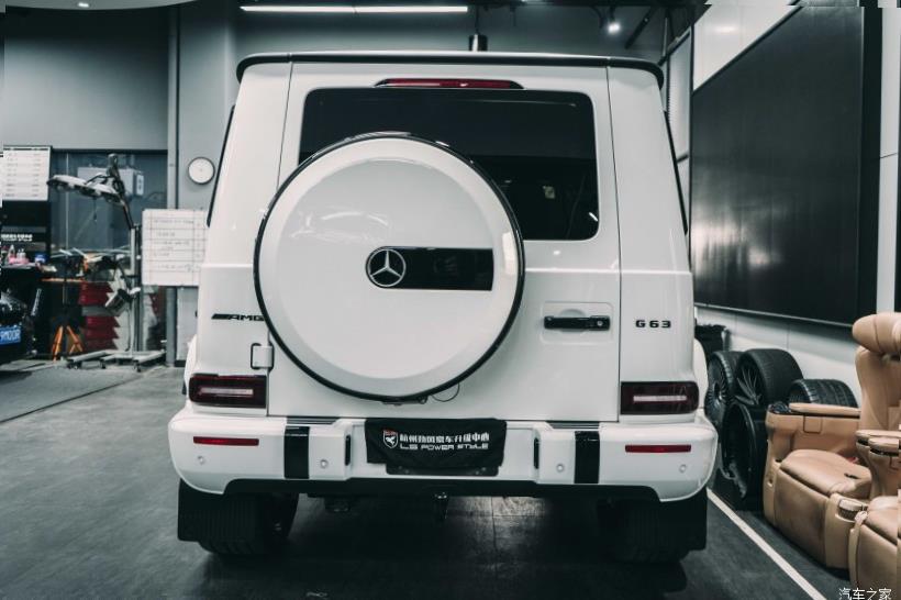 Mercedes-Benz G-Class (W463)