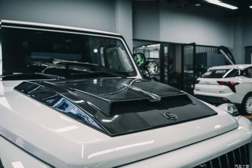 Mercedes-Benz G-Class (W463)