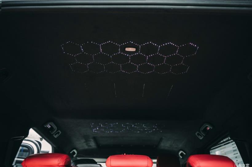 Mercedes-Benz G-Class (W463)