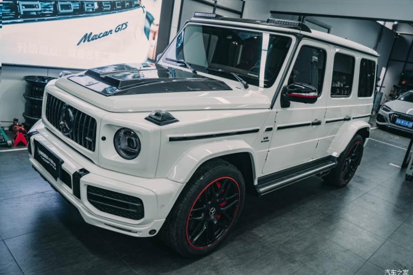 Mercedes-Benz G-Class (W463)