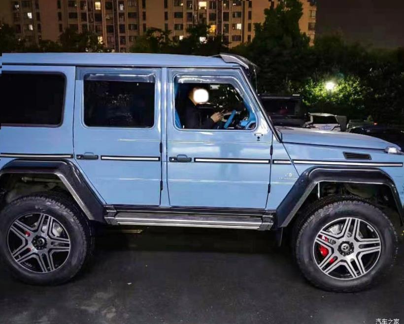 Mercedes-Benz G-Class (W463)