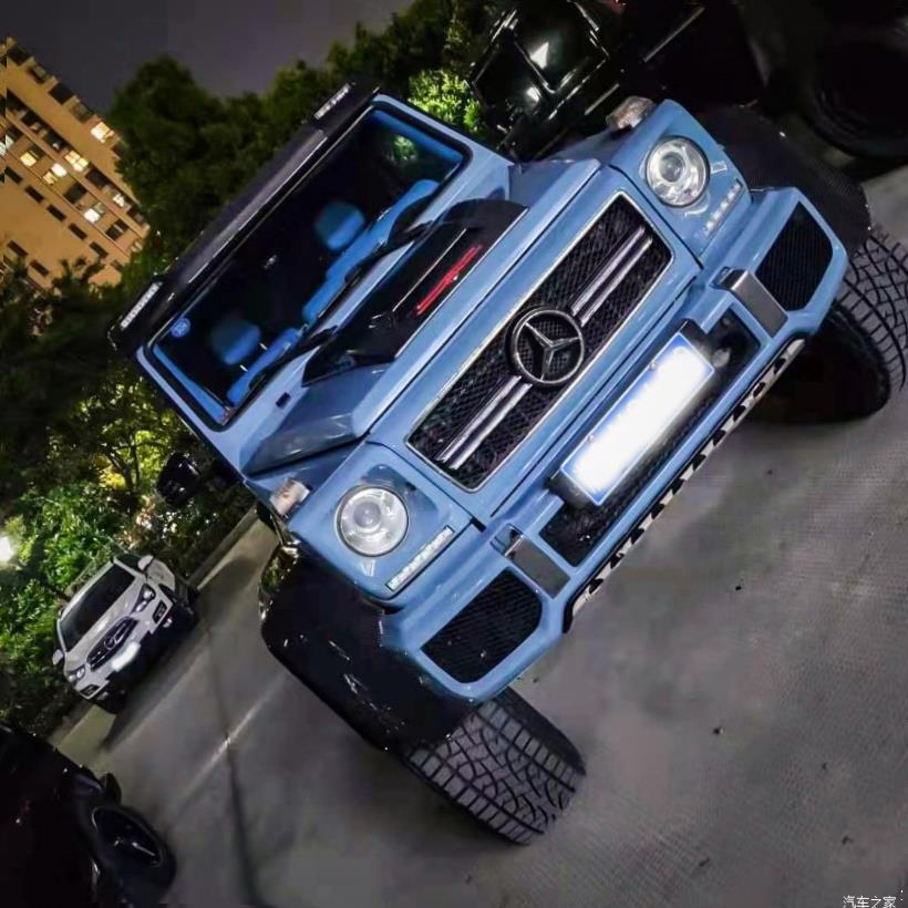Mercedes-Benz G-Class (W463)
