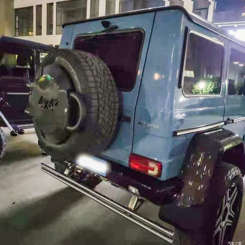 Mercedes-Benz G-Class (W463)
