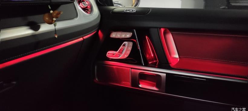Mercedes-Benz G-Class (W463)