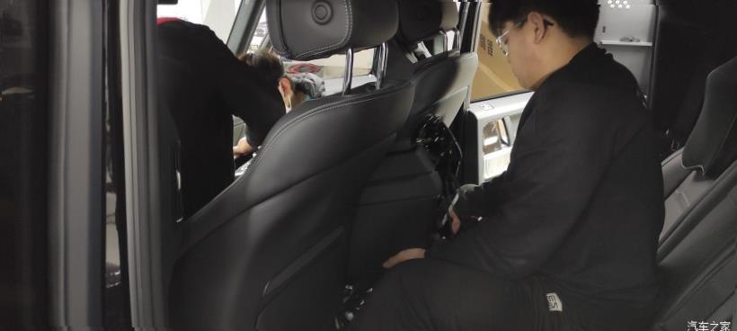 Mercedes-Benz G-Class (W463)