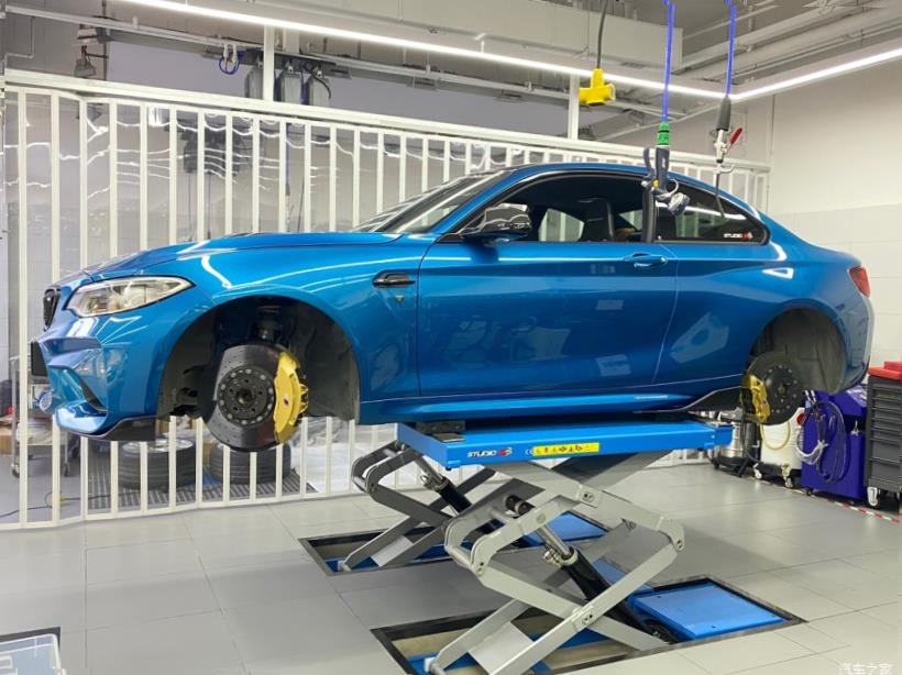 BMW M2 (F87)