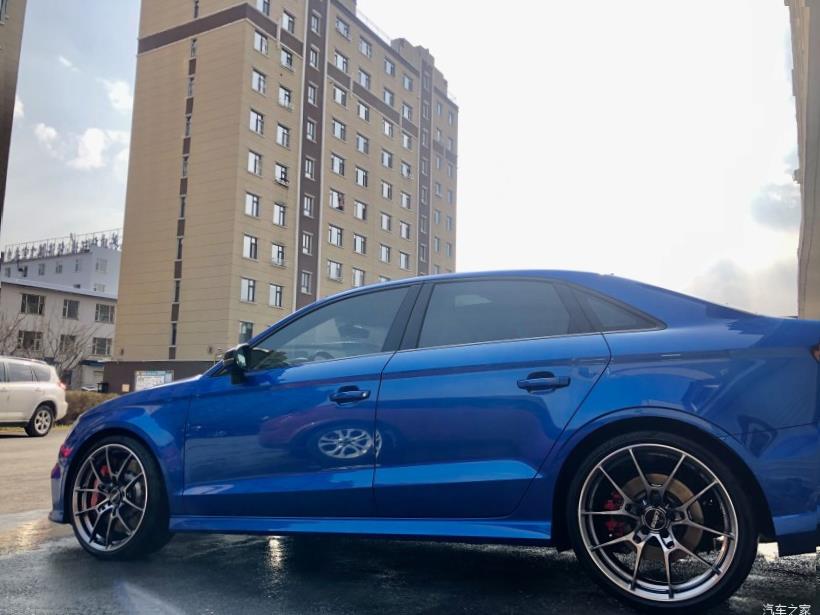 Audi RS7 (C8)
