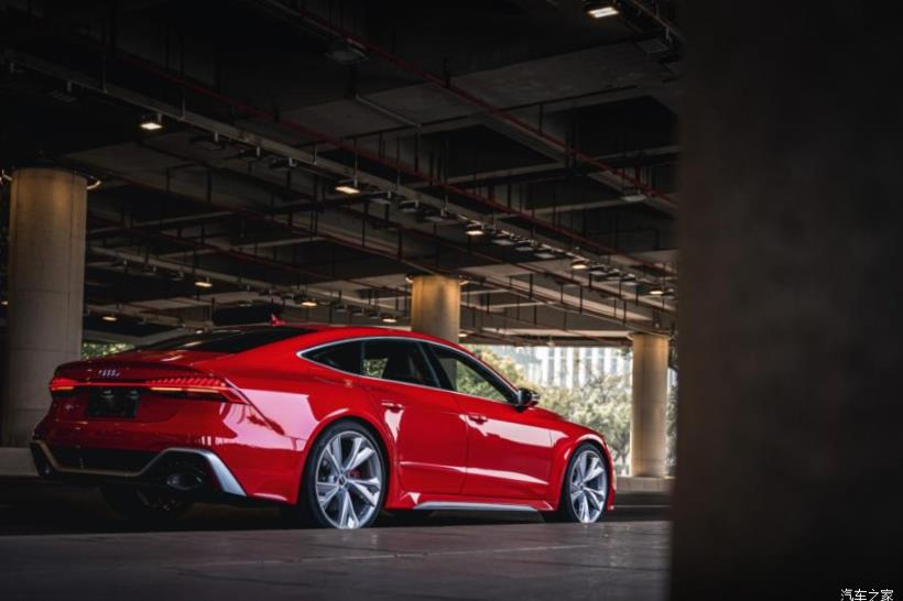 Audi RS7 (C8)