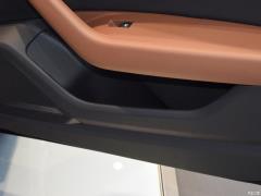 2021 модель 40 TFSI люкс 2021 model 40 TFSI luxury Фото 42 из 44