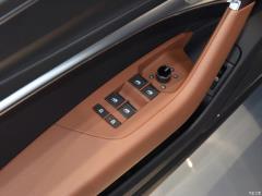 2021 модель 40 TFSI люкс 2021 model 40 TFSI luxury Фото 28 из 44