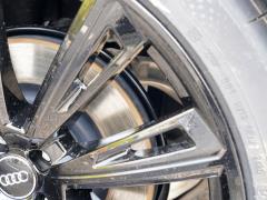 2021 55 TFSI Night Rider, ограниченная серия 2021 55 TFSI Night Rider Limited Edition Фото 58 из 89