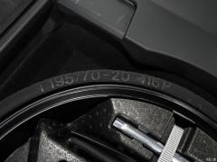 2021 55 TFSI Night Rider, ограниченная серия 2021 55 TFSI Night Rider Limited Edition Фото 85 из 89