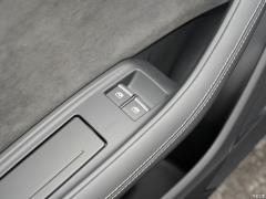2021 55 TFSI Night Rider, ограниченная серия 2021 55 TFSI Night Rider Limited Edition Фото 573 из 597
