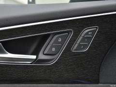 2021 55 TFSI Выбранный динамический тип 2021 55 TFSI Selected Dynamic Type Фото 284 из 597