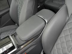 2021 55 TFSI Night Rider, ограниченная серия 2021 55 TFSI Night Rider Limited Edition Фото 542 из 597