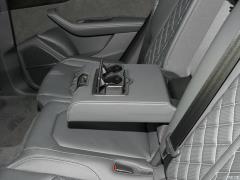 2021 55 TFSI Night Rider, ограниченная серия 2021 55 TFSI Night Rider Limited Edition Фото 560 из 597