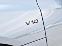 2021 V10 Coupe производительность 2021 V10 Coupe performance Фото 30 из 62