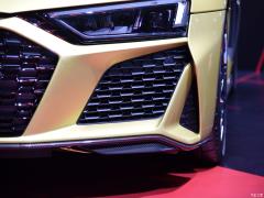 2021 V10 Coupe производительность 2021 V10 Coupe performance Фото 32 из 50